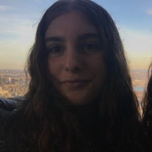 Meet your Posher, Daniella